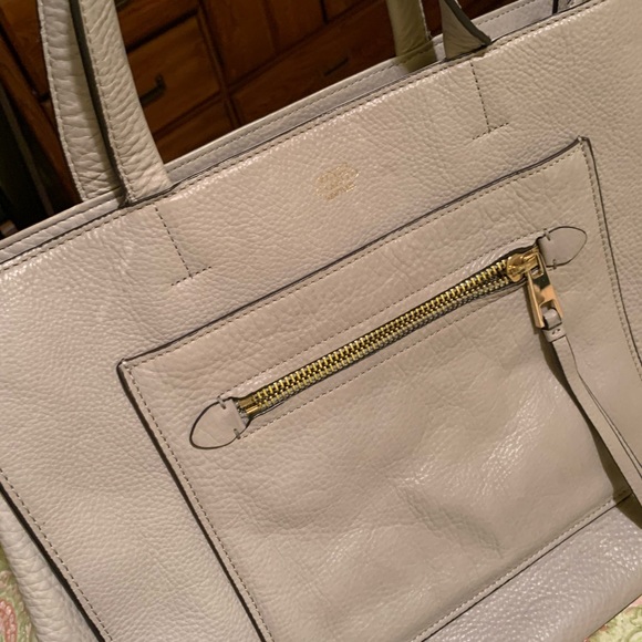 Vince Camuto New York - Picture 6 of 6